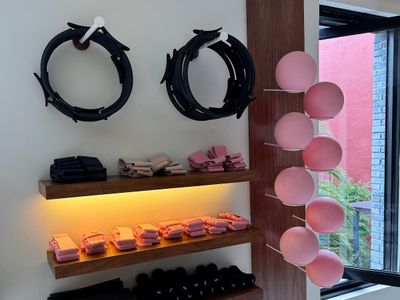 Osom Pilates Studio, Roma Norte, Mexico City: stop on “Fit Life Goals” (3)