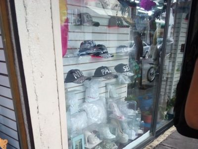 Lagunilla, Centro, Mexico City: stop on “Sunday” (2)