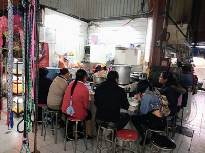 Lagunilla, Centro, Mexico City: stop on “Sunday” (4)