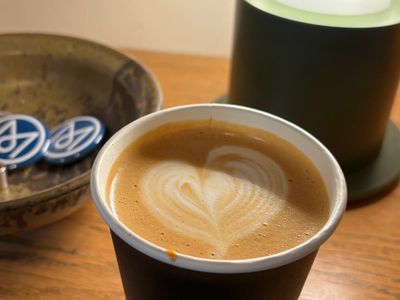 The Monocle Café, London W1u 7qa, London: stop on “Una tarde tranquila al oeste de Londres” (3)