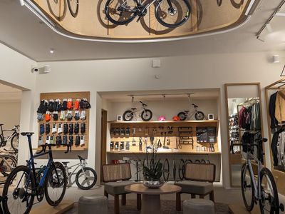 The Service Course México, Polanco, Mexico City: stop on “Bike stores with cafes near Condesa”