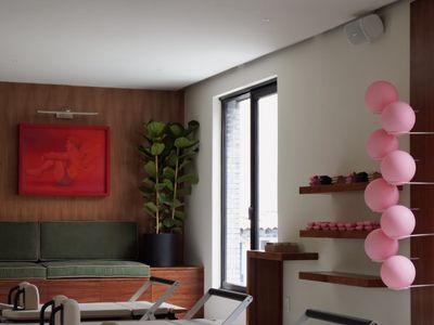 Osom Pilates Studio, Roma Norte, Mexico City: stop on “Fit Life Goals” (6)