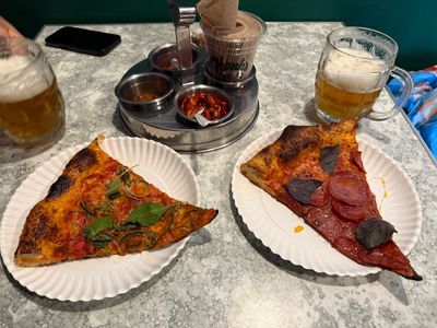 HANK’S Pizza Choza, Roma Norte, Mexico City: stop on “Sunday” (3)