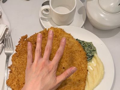 Paris 16, Juárez, CDMX: parada en “Lugares para comer Milanesa en CDMX” (3)