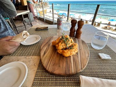 7 Seas Grille & Seafood