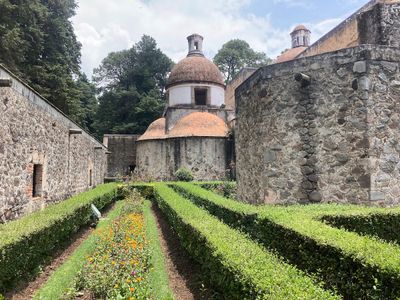 Ex Convento Desierto de los Leones, Cuajimalpa, Mexico City: stop on “Hike in CDMX” (2)