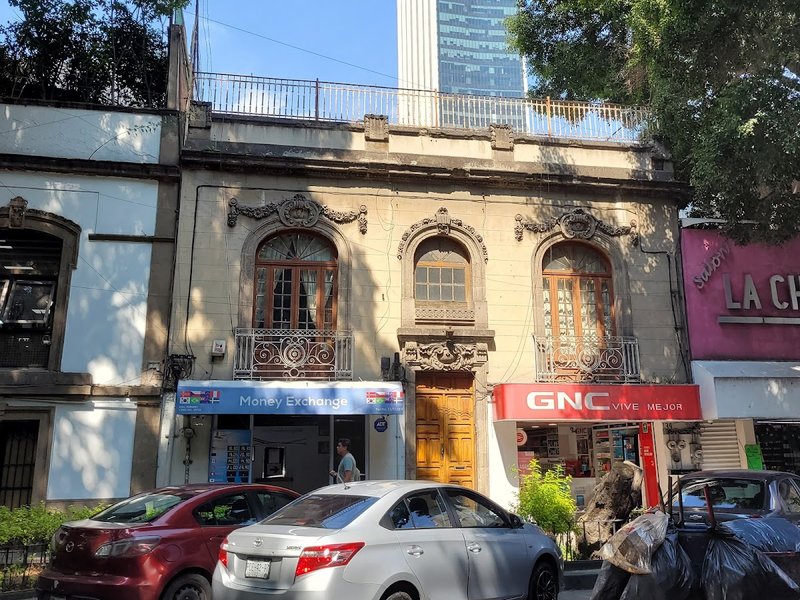 Date sábado por la tarde en la Juárez 