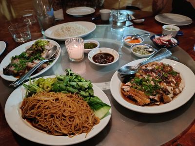 Makan, Centro, CDMX: parada en “Lugares para cenar en la Juárez” (6)