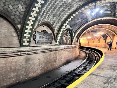 Old City Hall Station