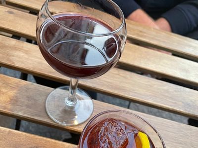 Oropel vermuteria/vino