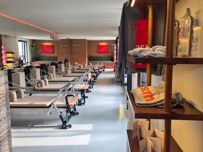 Osom Pilates Studio, Roma Norte, Mexico City: stop on “Fit Life Goals” (4)